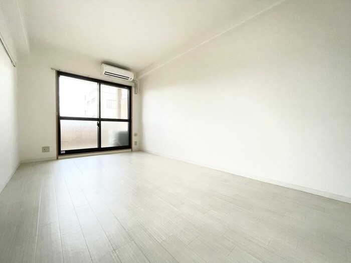 物件内観写真11　(居室)