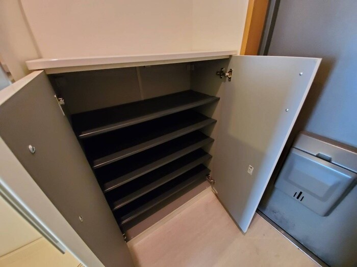 物件内観写真19　(靴箱)