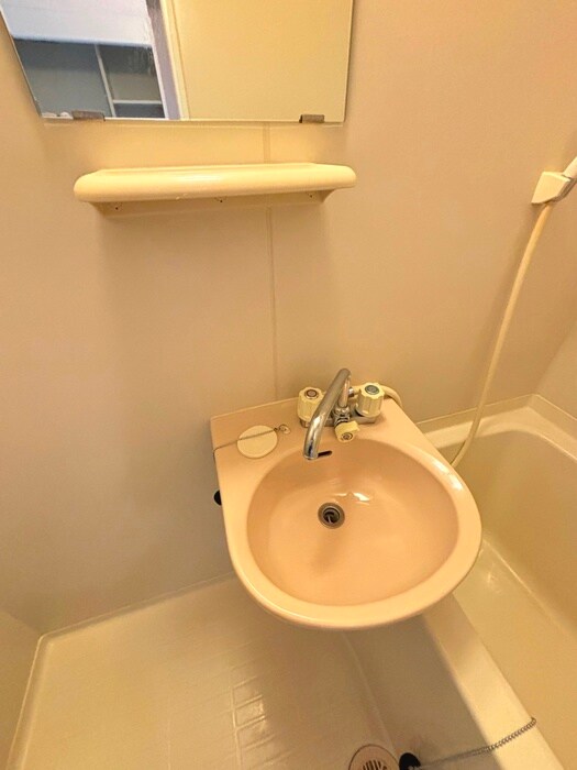 物件内観写真12　(洗面)