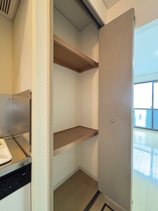 物件内観写真15　(収納)
