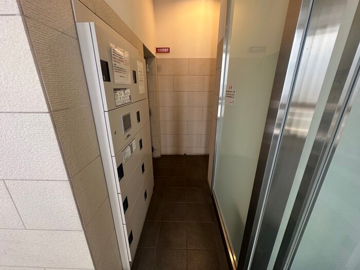 物件外観写真6　(建物設備)