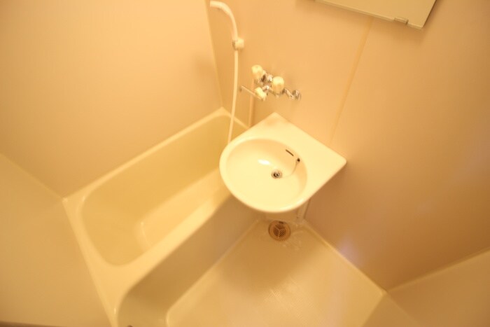 物件内観写真12　(バス／シャワールーム等)