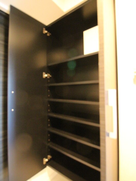 物件内観写真13　(靴箱)