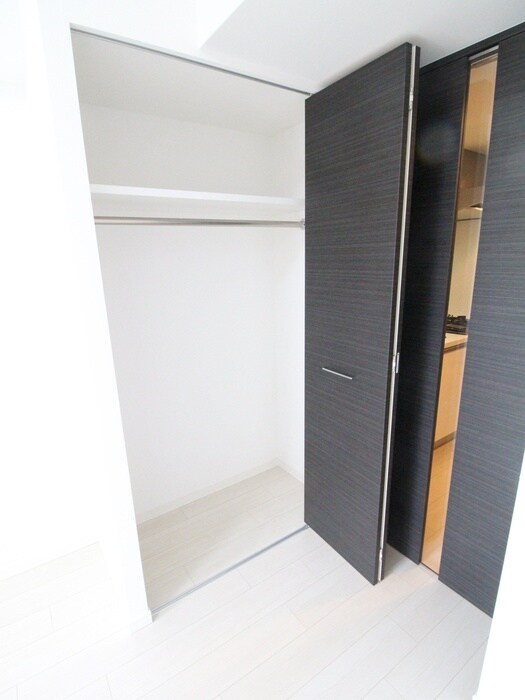 物件内観写真13　(収納)