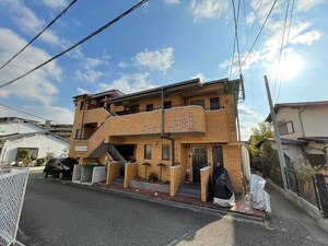 レジデンス 清荒神外観写真