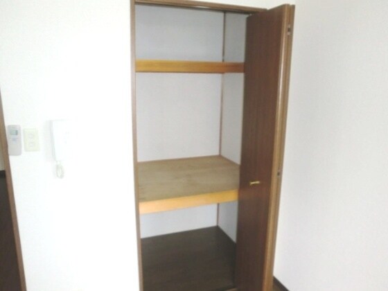 物件内観写真11　(収納)
