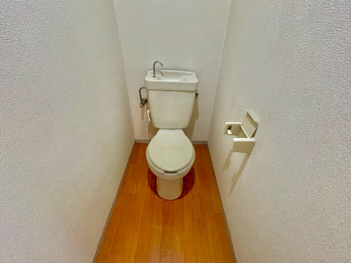 物件内観写真15　(トイレ)