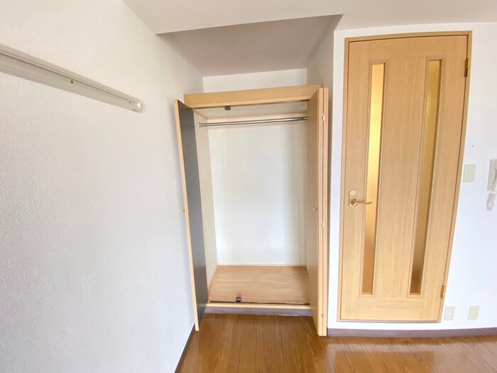 物件内観写真15　(収納)