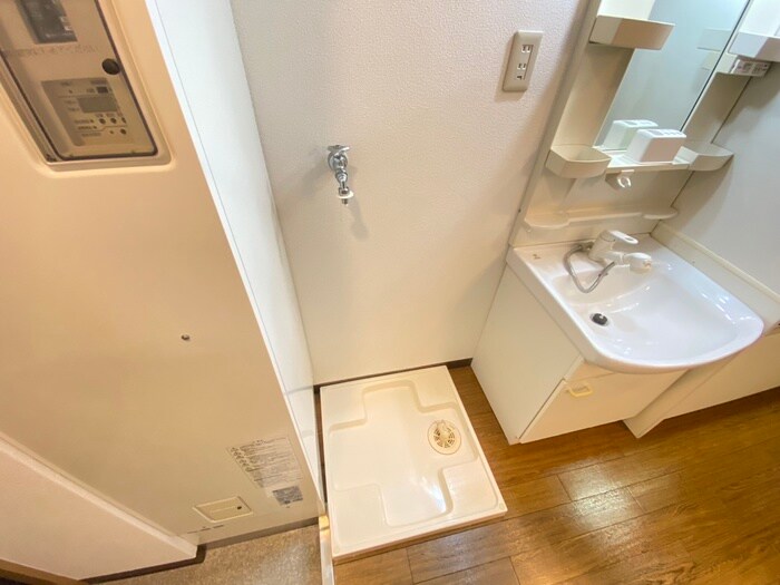 物件内観写真19　(洗濯機置場)