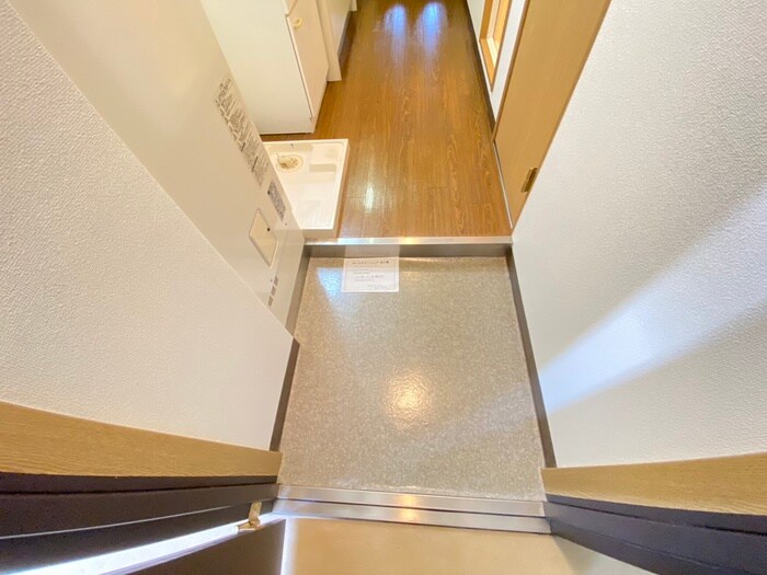 物件内観写真20　(玄関)