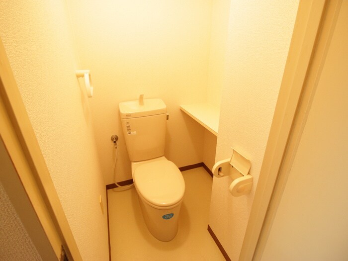 物件内観写真10　(トイレ)