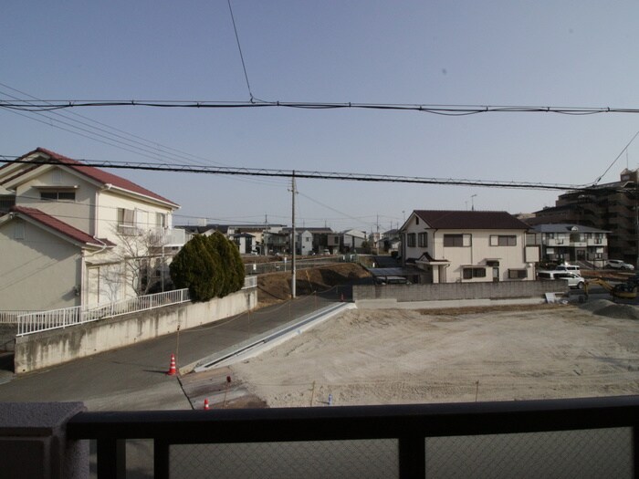 物件内観写真12　(室内からの展望)