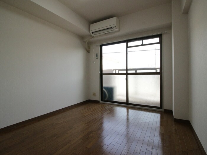 物件内観写真16　(居室)