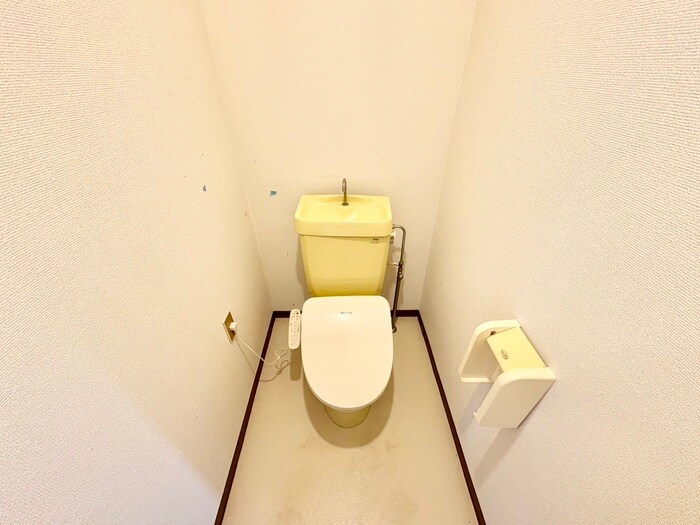 物件内観写真14　(トイレ)