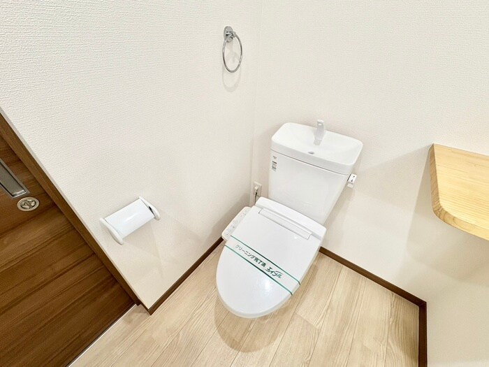 物件内観写真10　(トイレ)