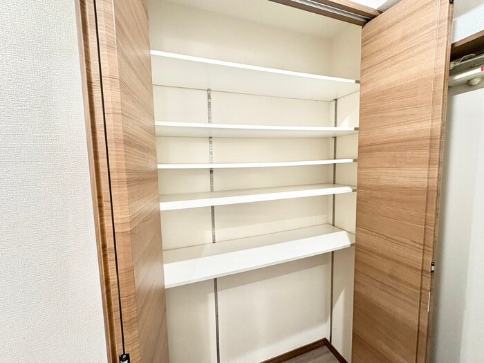 物件内観写真16　(靴箱)