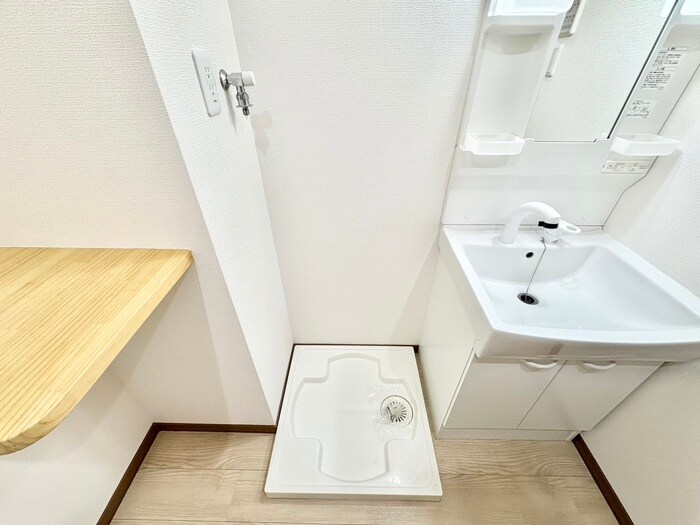 物件内観写真20　(洗濯機置場)