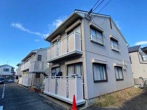 サルドゥセル－ジュ外観写真