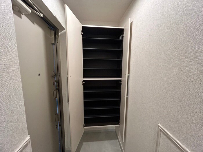 物件内観写真16　(靴箱)