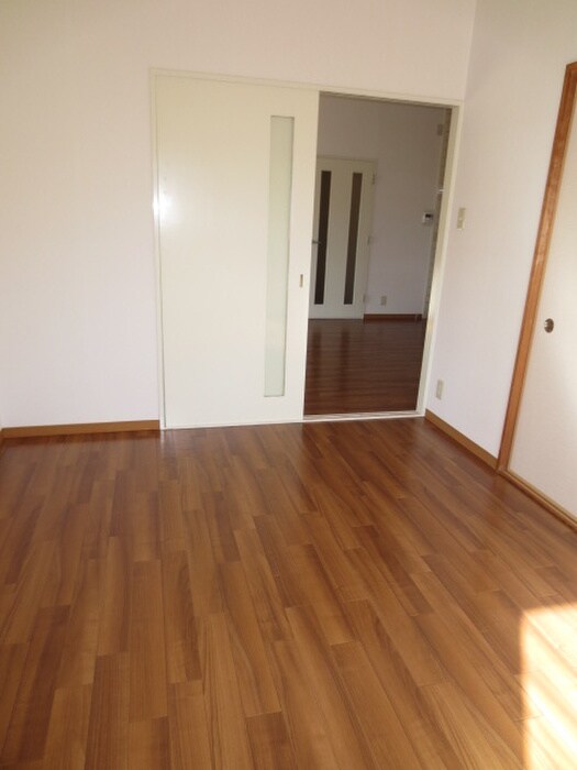 物件内観写真6　(居室)