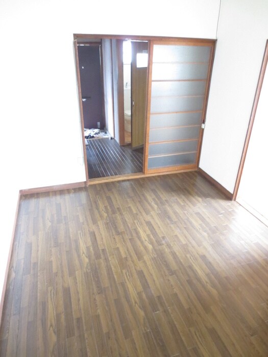 物件内観写真5　(居室)