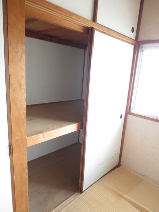 物件内観写真10　(収納)