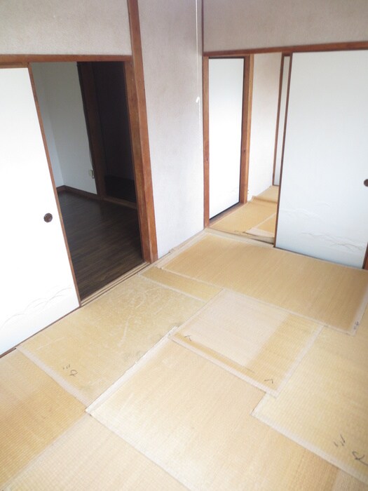 物件内観写真13　(居室)