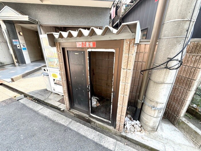 物件外観写真6　(建物設備)