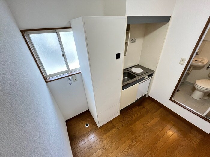 物件内観写真9　(洗濯機置場)