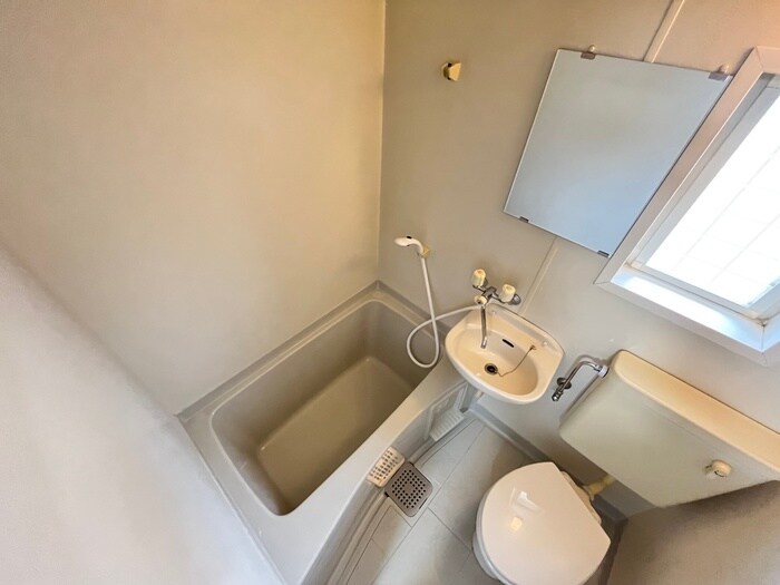 物件内観写真11　(バス／シャワールーム等)