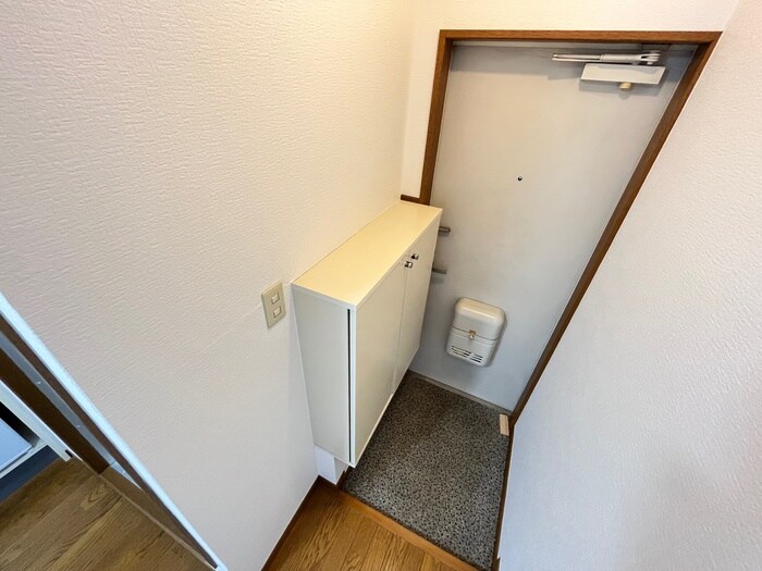 物件内観写真13　(靴箱)