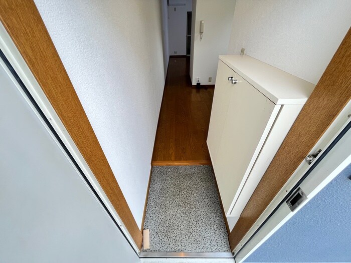 物件内観写真14　(玄関)