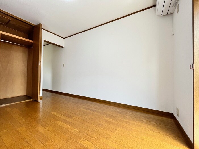 物件内観写真19　(居室)