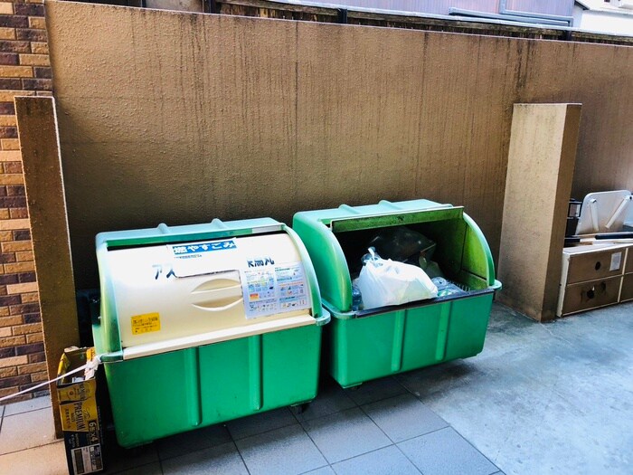 物件外観写真4　(建物設備)