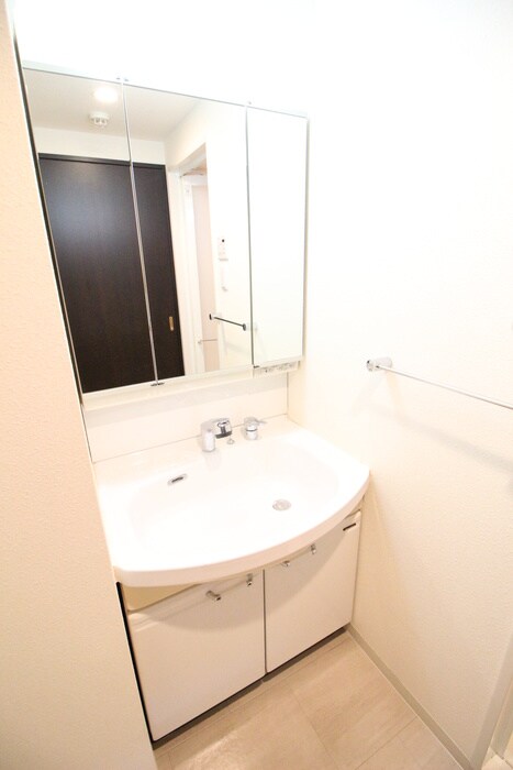 物件内観写真11　(洗面)