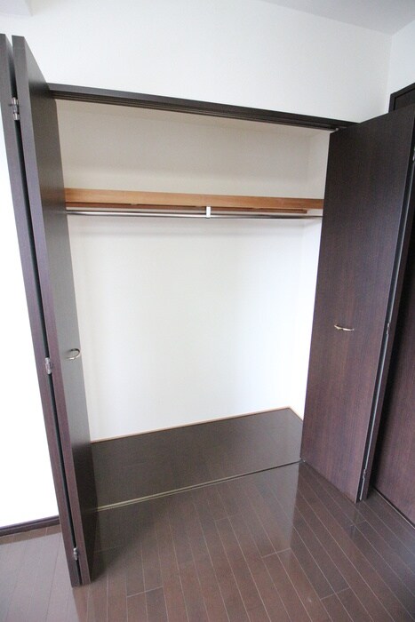 物件内観写真12　(収納)