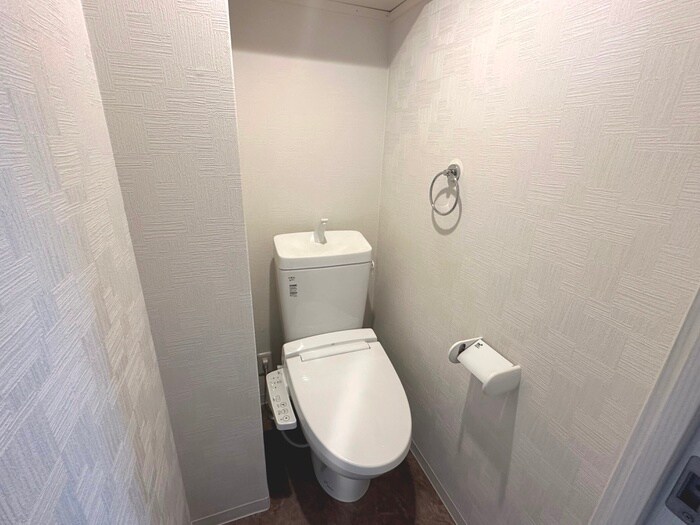 物件内観写真11　(トイレ)