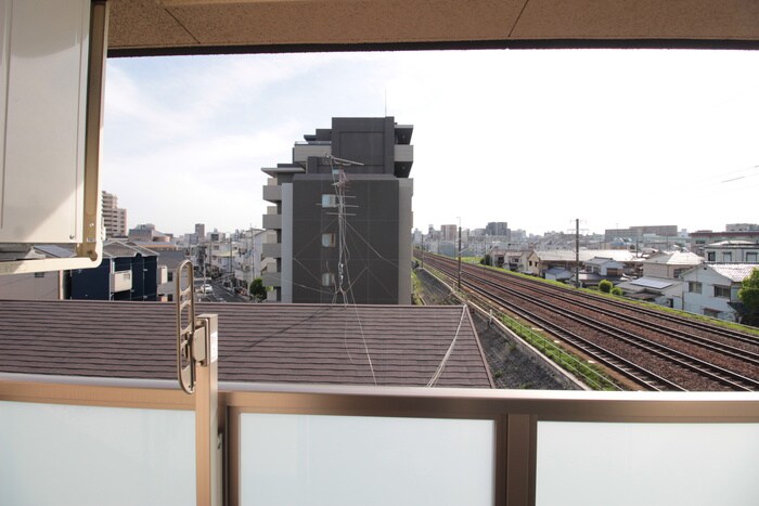 物件内観写真18　(室内からの展望)