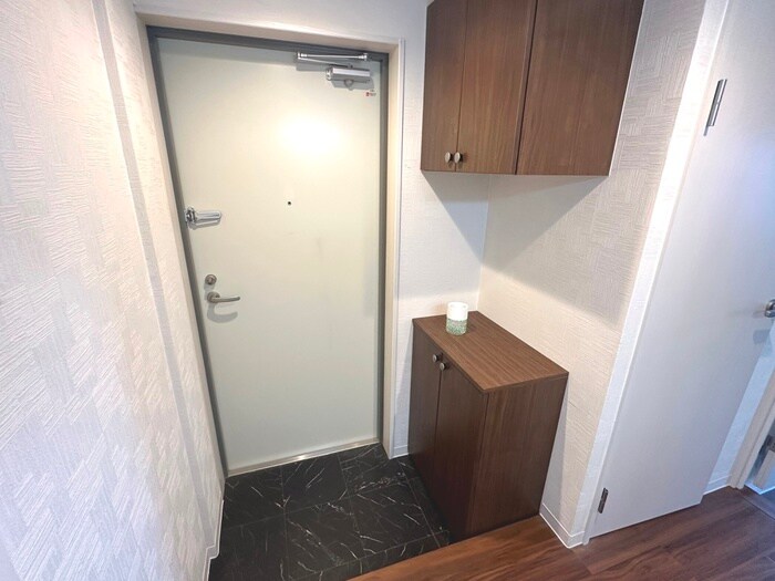 物件内観写真19　(玄関)