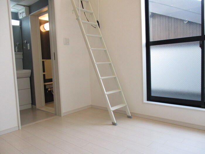 物件内観写真9　(居室)