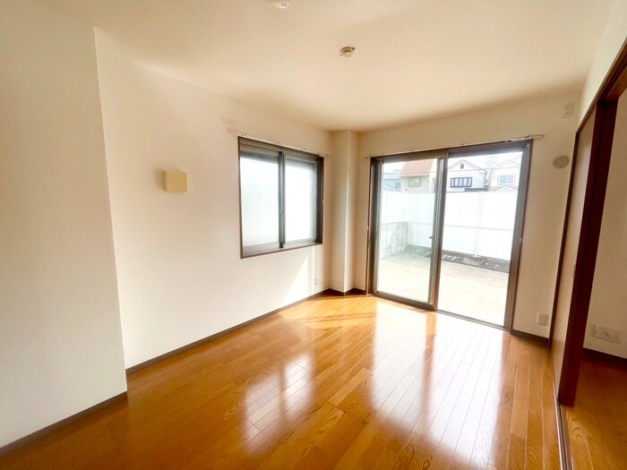 物件内観写真11　(居室)