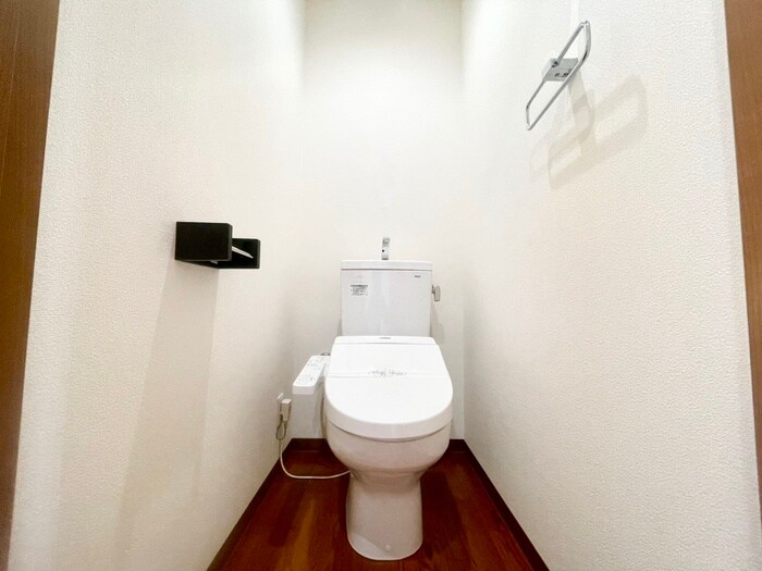 物件内観写真14　(トイレ)