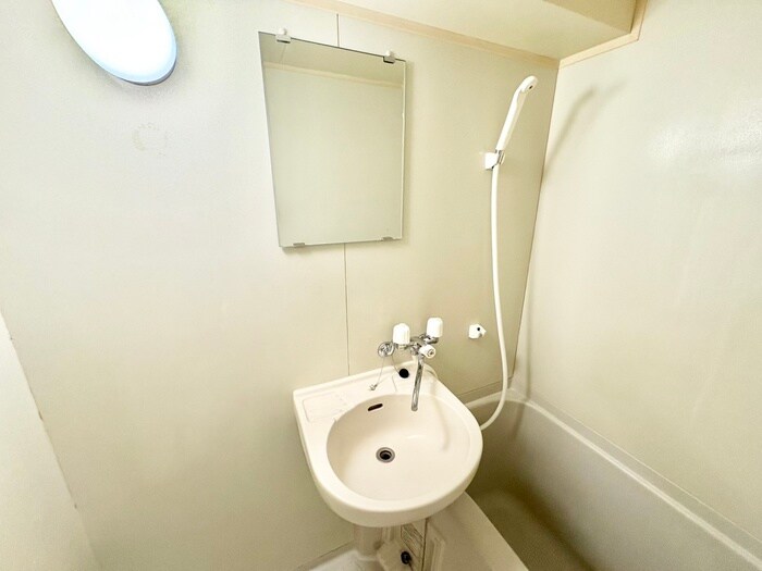 物件内観写真12　(洗面)