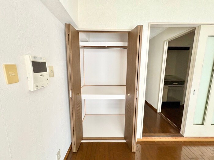 物件内観写真13　(収納)