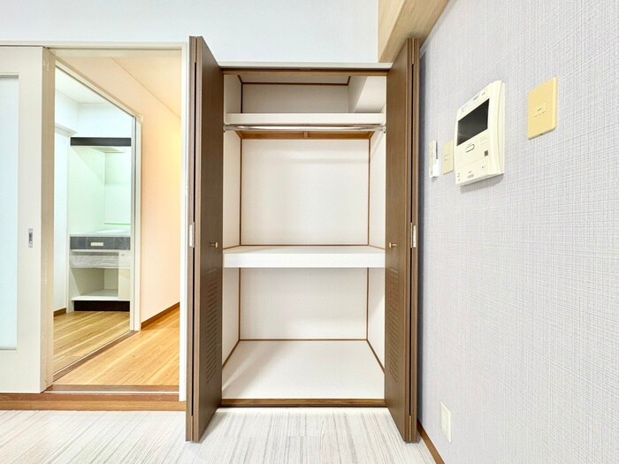 物件内観写真13　(収納)