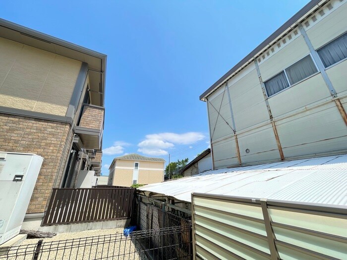 物件内観写真22　(室内からの展望)