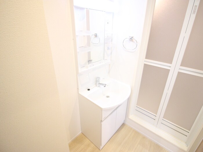 物件内観写真12　(洗面)