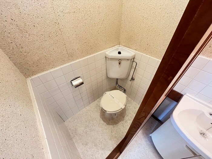 物件内観写真12　(トイレ)