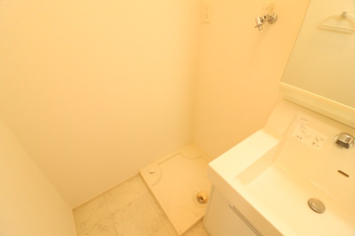物件内観写真19　(洗濯機置場)