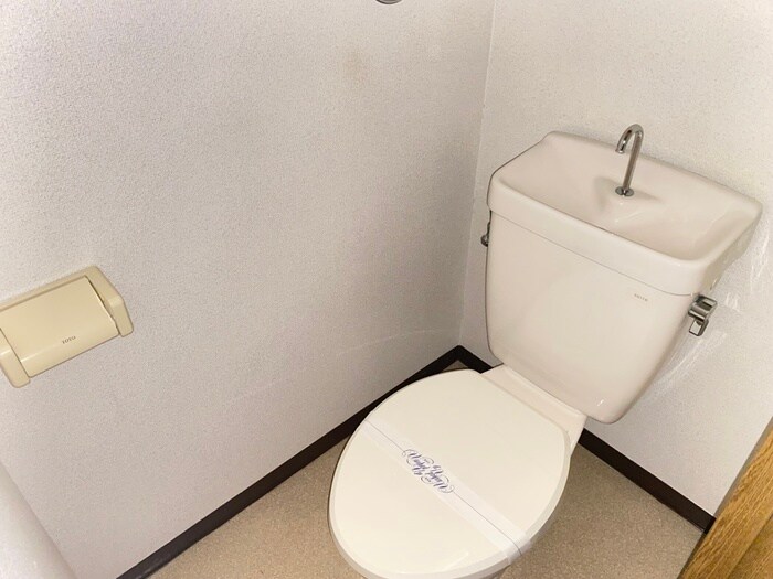 物件内観写真11　(トイレ)